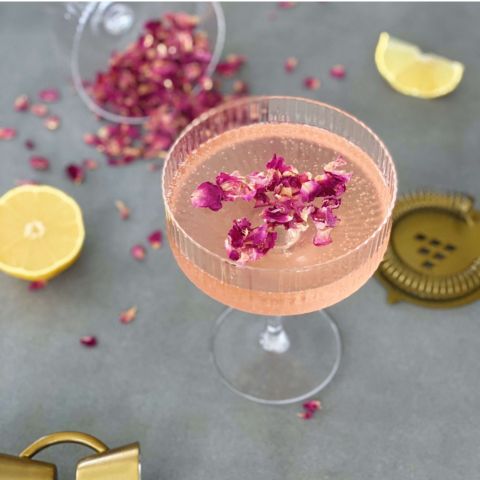 Cocktail Riose Best Rosé Cocktails to Try This Summer : 7 Recipes – The Wine Caverns